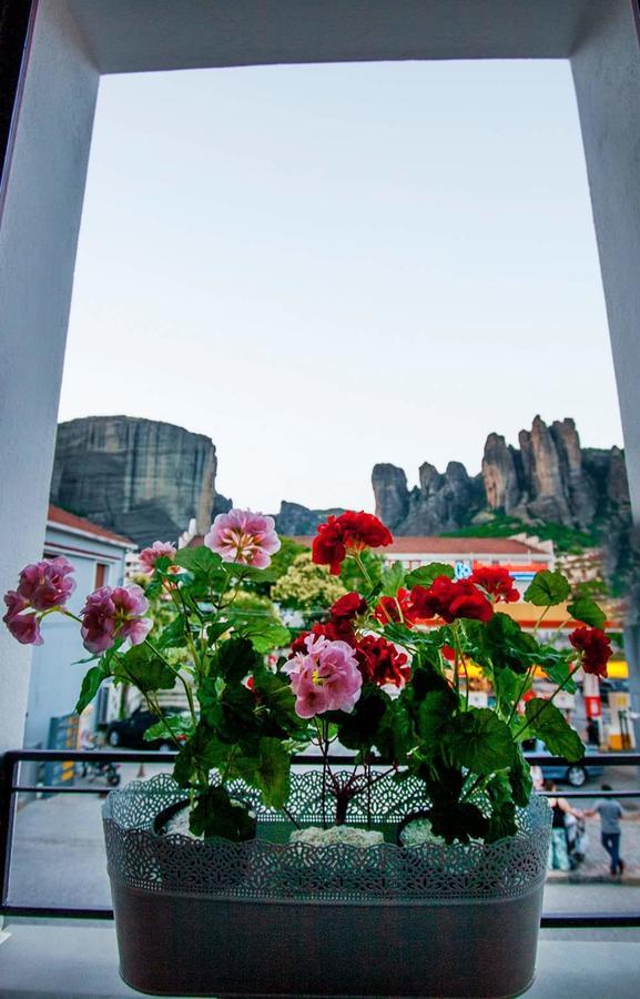 Meteora Central Hostel Калампака Екстериор снимка