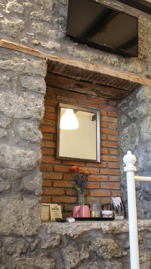 Meteora Central Hostel Калампака Екстериор снимка
