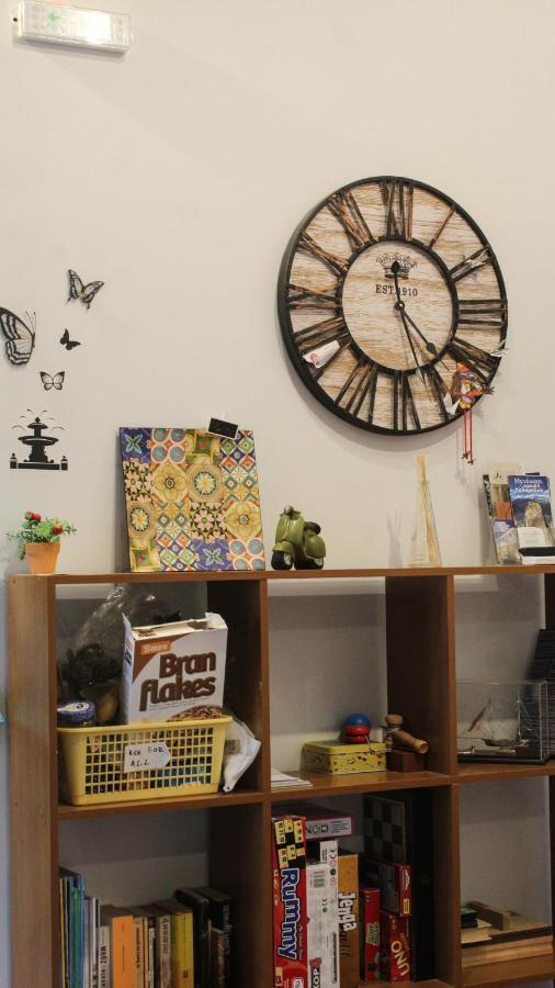 Meteora Central Hostel Калампака Екстериор снимка